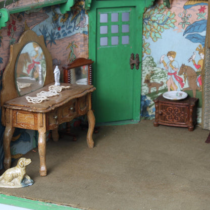 Antique Dollhouse Living Room, circa 1935–1950 | Detailed Miniature Interior with Furniture, Dolls & Wall Decorations | Rare Vintage Toy