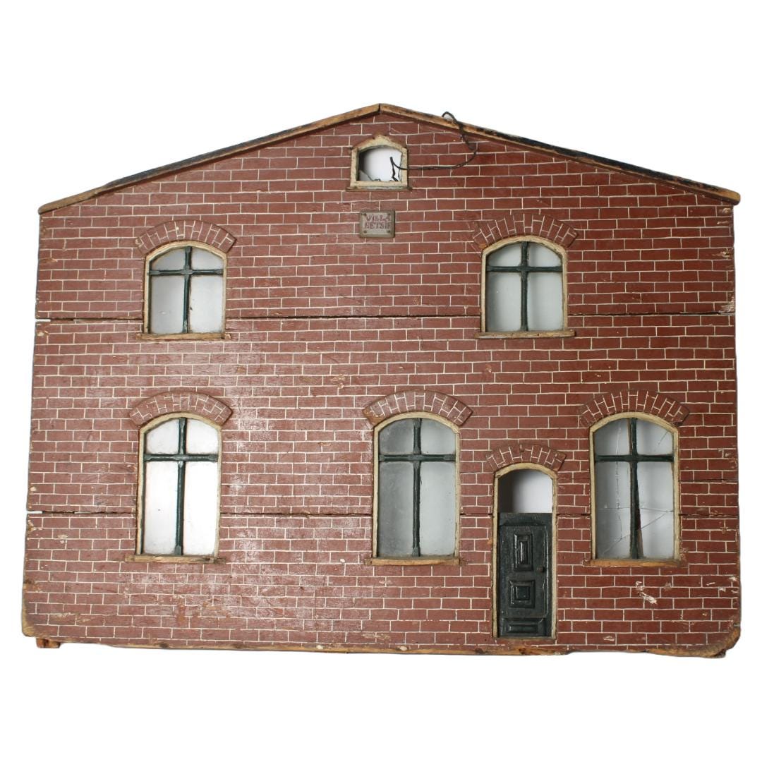 Antiek poppenhuis 'Villa Betsie' ca. 19101940 | Ingerichte woonkamer met meubels en accessoires | Nostalgisch collectors item