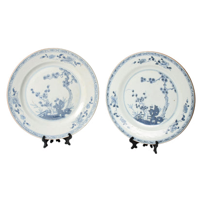 Set van twee 18e-eeuwse Chinese exportporseleinen borden met ‘Cheng Lung-merk en tuinlandschap in kobaltblauw decor - Gratis Verzending