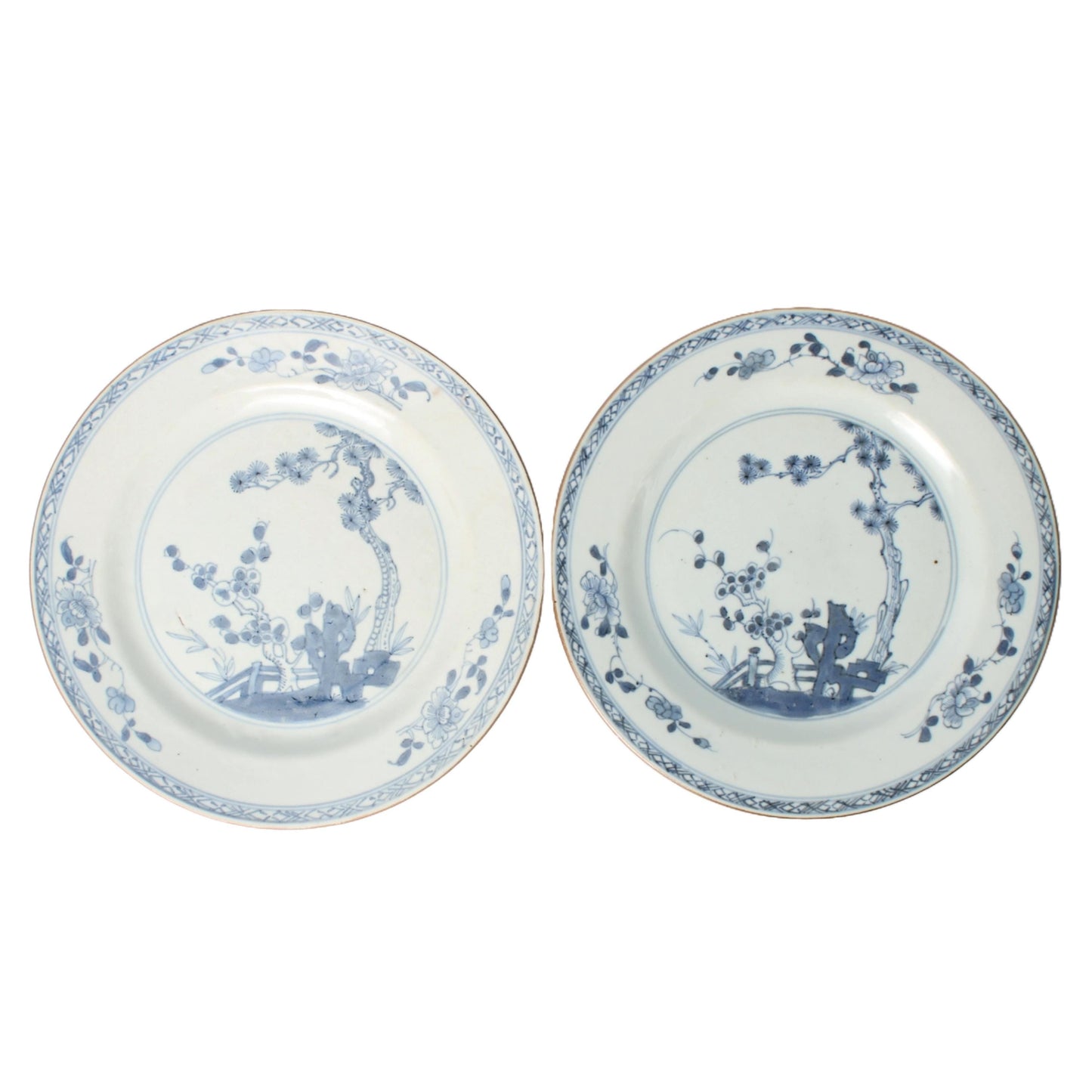 Set van twee 18e-eeuwse Chinese exportporseleinen borden met ‘Cheng Lung-merk en tuinlandschap in kobaltblauw decor - Gratis Verzending