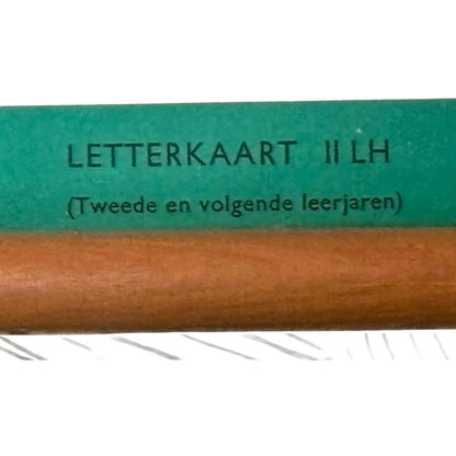 Vintage Nederlandse schoolkaart met verbonden schrift voor linkshandigen  educatieve letterkaart ca. 19801995  J.B. Wolters Groningen